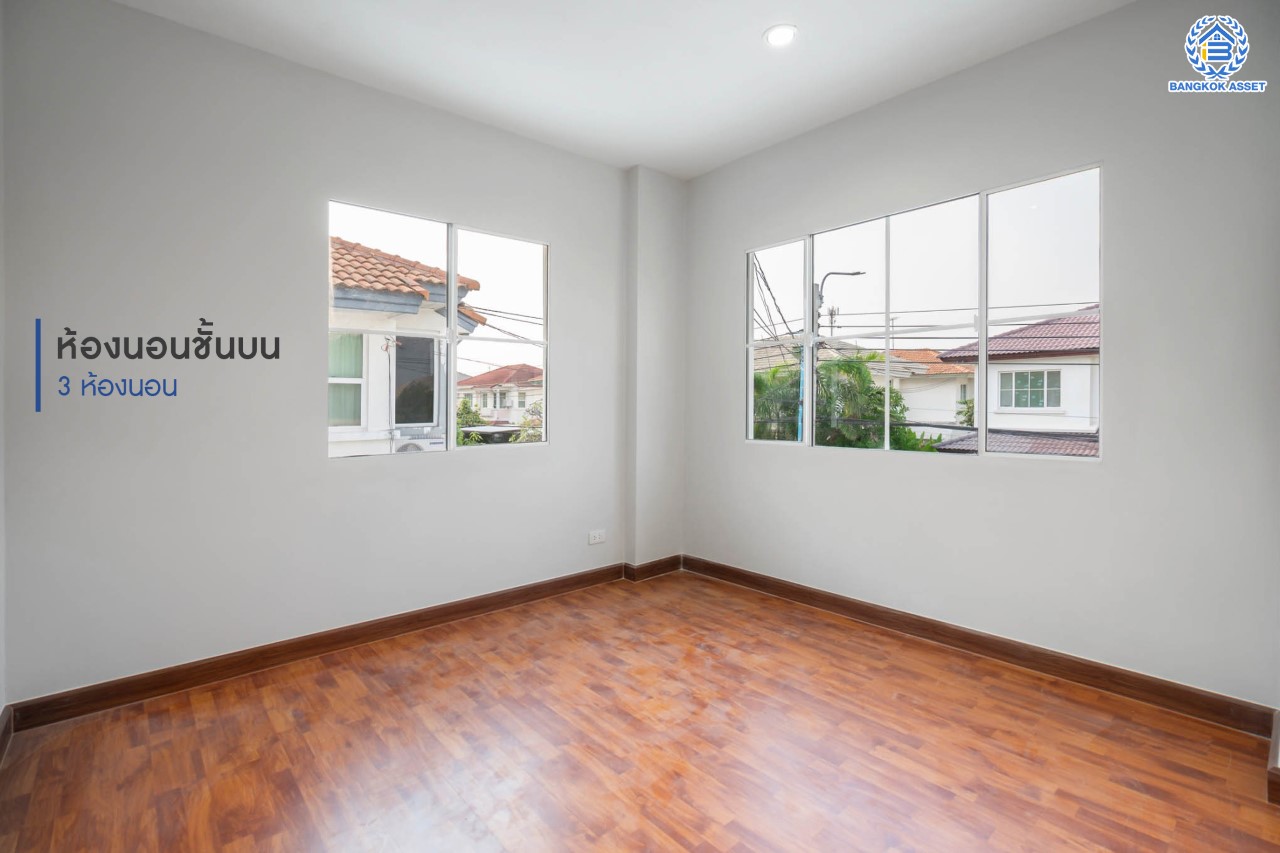 บ้านมือสองตกแต่งใหม่ แบรนด์ LH ม.ชลลดา บางใหญ่-เซ็นทรัลเวสต์เกต หลังใหญ่ เนื้อที่ 52.5 ตร.ว. ฟังก์ชัน 5 ห้องนอน (มีห้องนอนชั้นล่าง 2 ห้อง) 2 ห้องน้ำ 2 ที่จอดรถ Facilities ครบครัน บนทำเลเดินทางสะดวก เชื่อมต่อถ.กาญจนาภิเษก และเพียง 10 นาทีถึงรถไฟฟ้า "สถานีคลองบางไผ่"